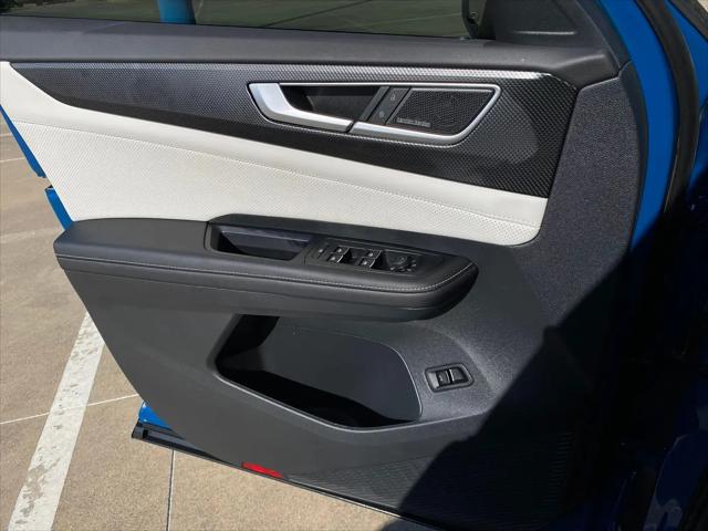 2025 Volkswagen Atlas Cross Sport 2.0T SEL Premium R-Line