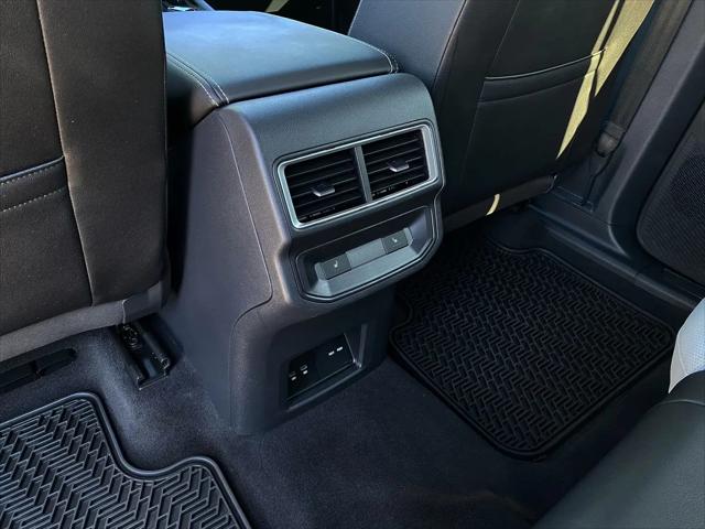 2025 Volkswagen Atlas Cross Sport 2.0T SEL Premium R-Line