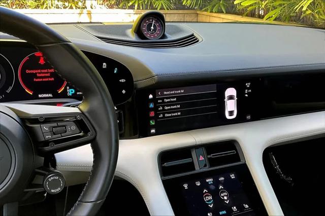 2020 Porsche Taycan Turbo