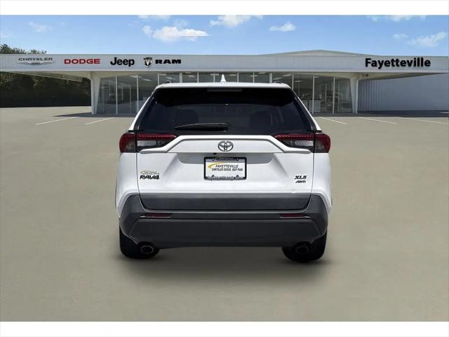 2021 Toyota RAV4 XLE