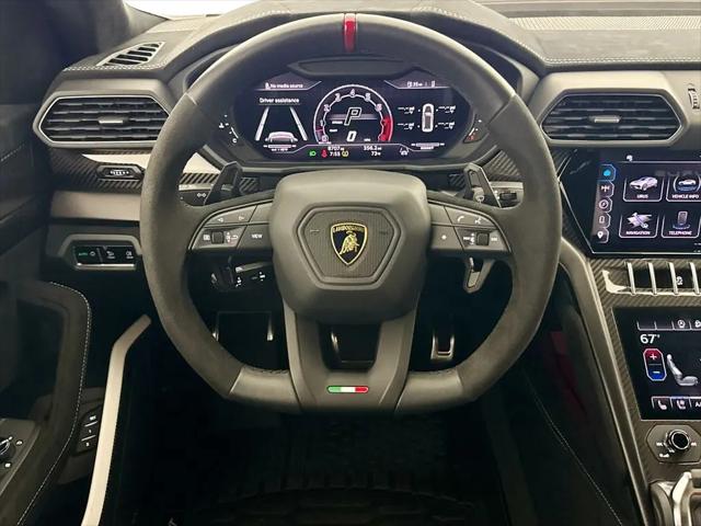 2024 Lamborghini Urus Performante