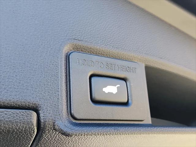 2025 Acura RDX Standard