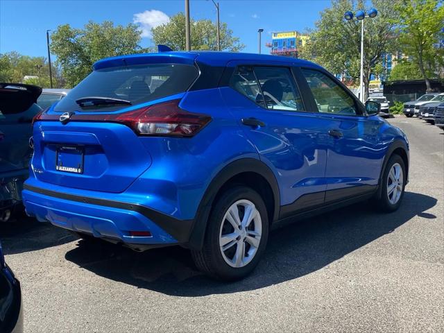2024 Nissan Kicks S Xtronic CVT