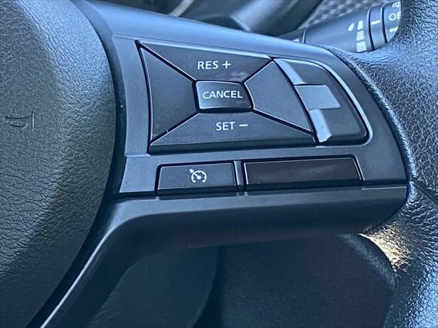 2024 Nissan Kicks S Xtronic CVT