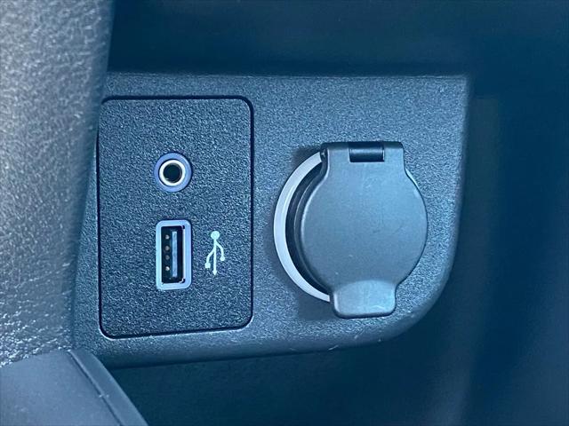 2024 Nissan Kicks S Xtronic CVT