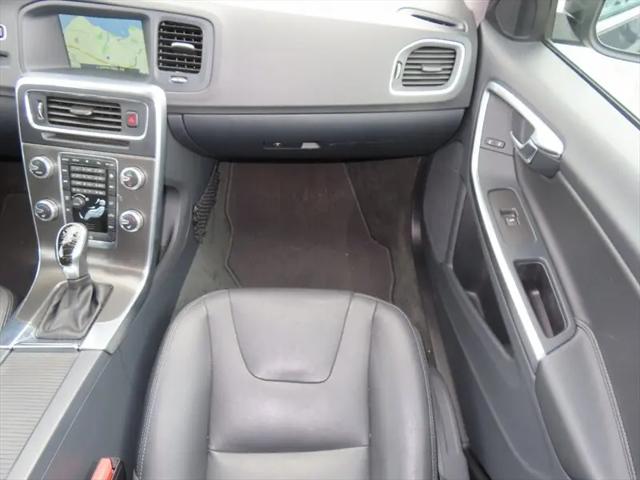 2016 Volvo S60 T5 Drive-E Premier