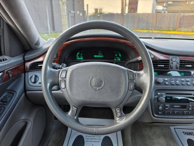 2000 Cadillac DeVille Standard