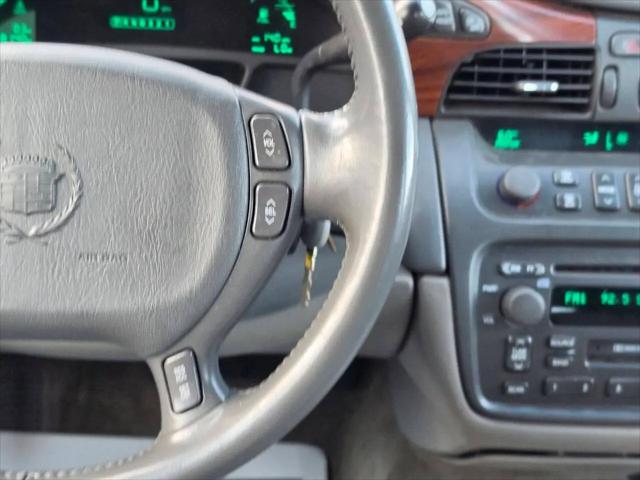 2000 Cadillac DeVille Standard