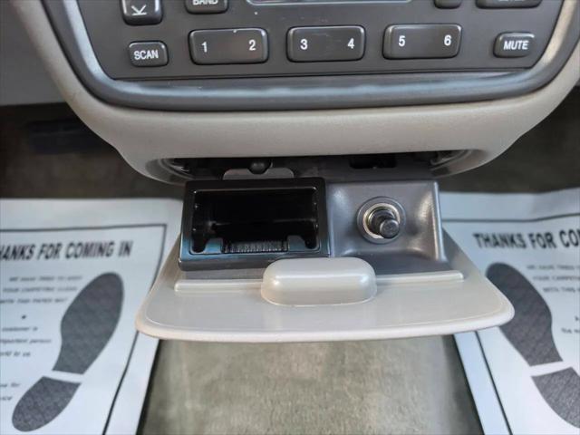 2000 Cadillac DeVille Standard