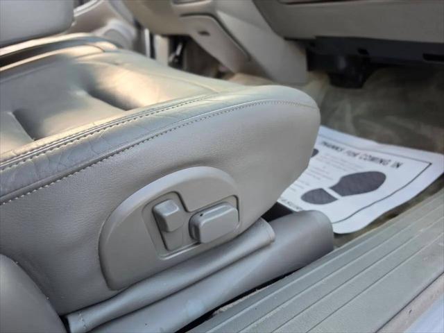 2000 Cadillac DeVille Standard