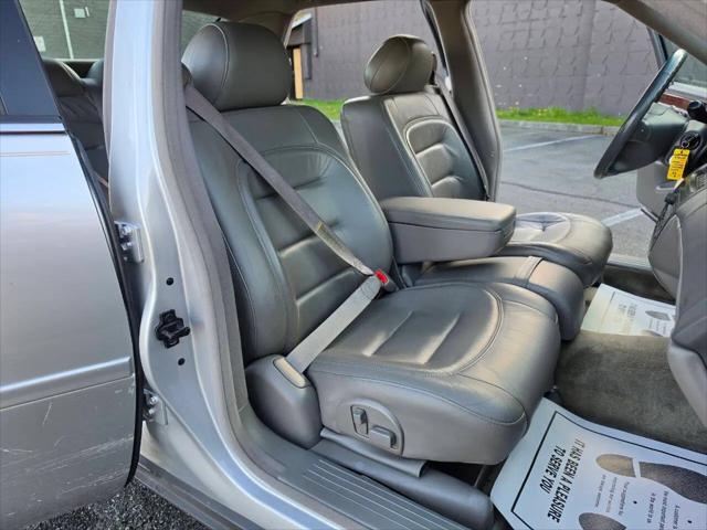 2000 Cadillac DeVille Standard