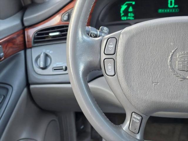 2000 Cadillac DeVille Standard