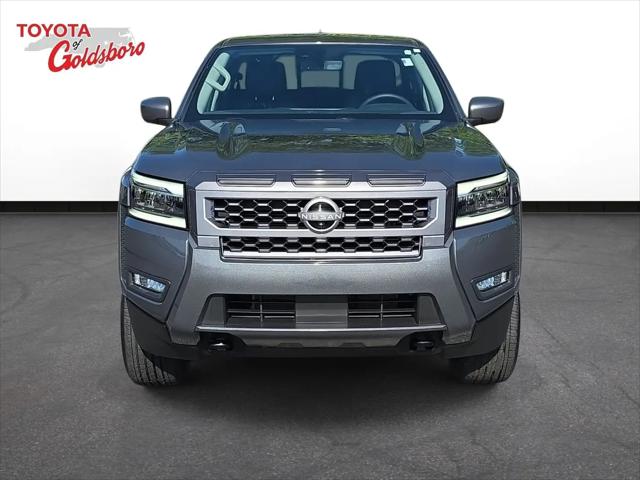 2025 Nissan Frontier Crew Cab SL 4x4