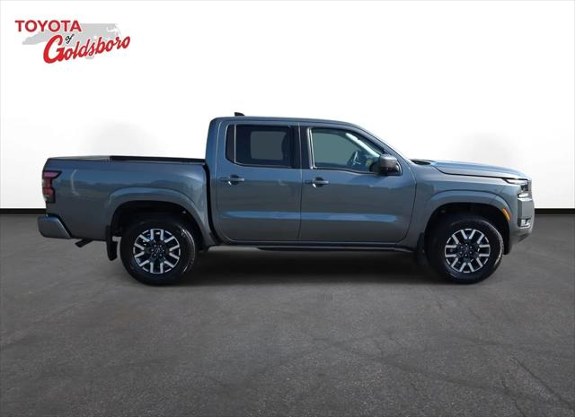 2025 Nissan Frontier Crew Cab SL 4x4