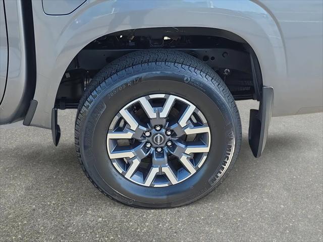2025 Nissan Frontier Crew Cab SL 4x4