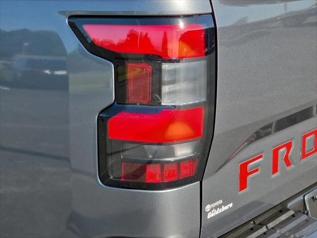 2025 Nissan Frontier Crew Cab SL 4x4