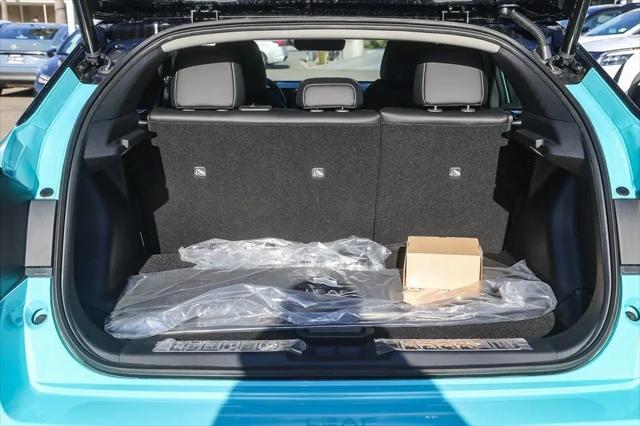 2026 Nissan LEAF PLATINUM+