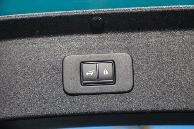2026 Nissan LEAF PLATINUM+