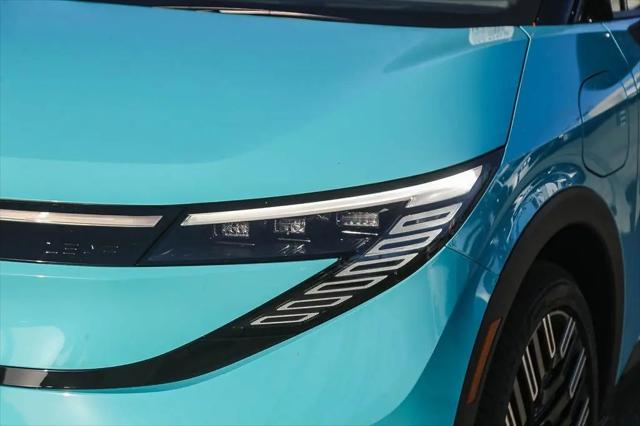 2026 Nissan LEAF PLATINUM+