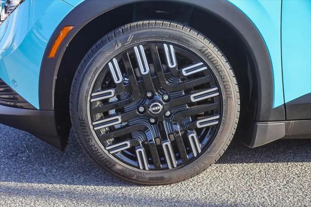 2026 Nissan LEAF PLATINUM+