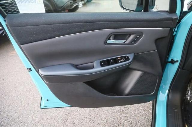 2026 Nissan LEAF PLATINUM+