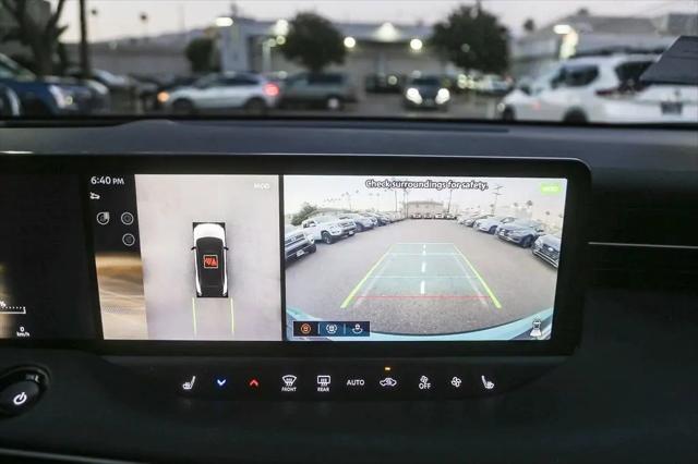 2026 Nissan LEAF PLATINUM+