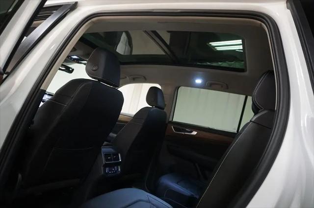 2026 Volkswagen Atlas SE with Technology