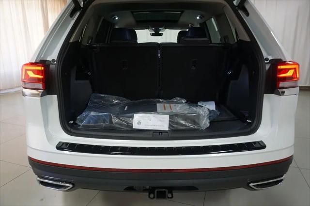 2026 Volkswagen Atlas SE with Technology