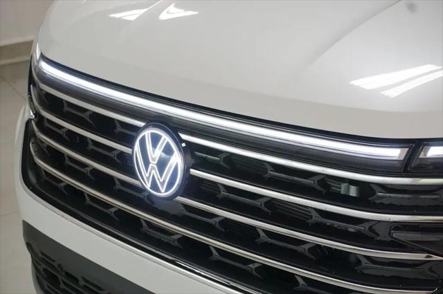 2026 Volkswagen Atlas SE with Technology