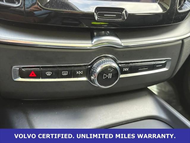 2025 Volvo XC60 B5 Core