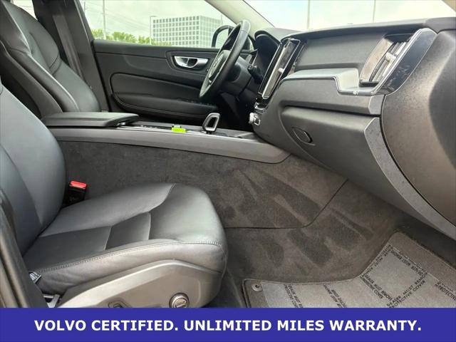 2025 Volvo XC60 B5 Core