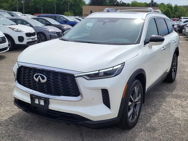 2023 INFINITI QX60 LUXE AWD