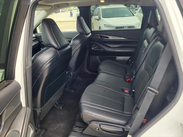 2023 INFINITI QX60 LUXE AWD