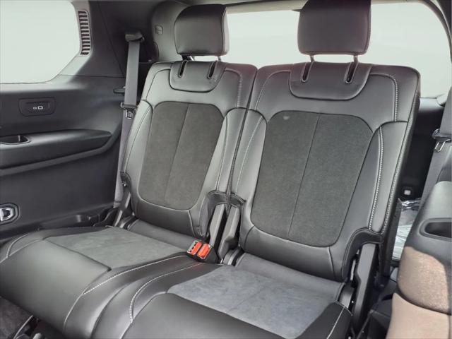 2026 Jeep Grand Cherokee L Altitude 4x2