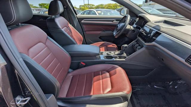 2023 Volkswagen Atlas Cross Sport 3.6L V6 SEL Premium R-Line