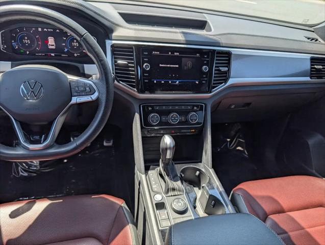 2023 Volkswagen Atlas Cross Sport 3.6L V6 SEL Premium R-Line
