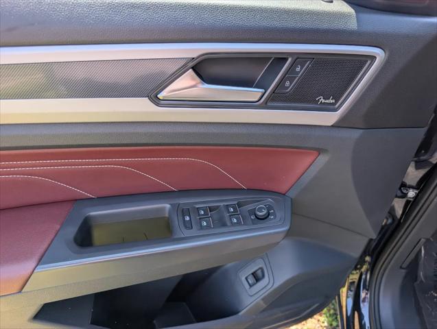 2023 Volkswagen Atlas Cross Sport 3.6L V6 SEL Premium R-Line