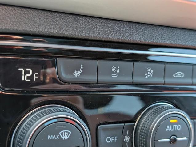 2023 Volkswagen Atlas Cross Sport 3.6L V6 SEL Premium R-Line