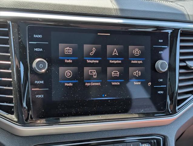 2023 Volkswagen Atlas Cross Sport 3.6L V6 SEL Premium R-Line