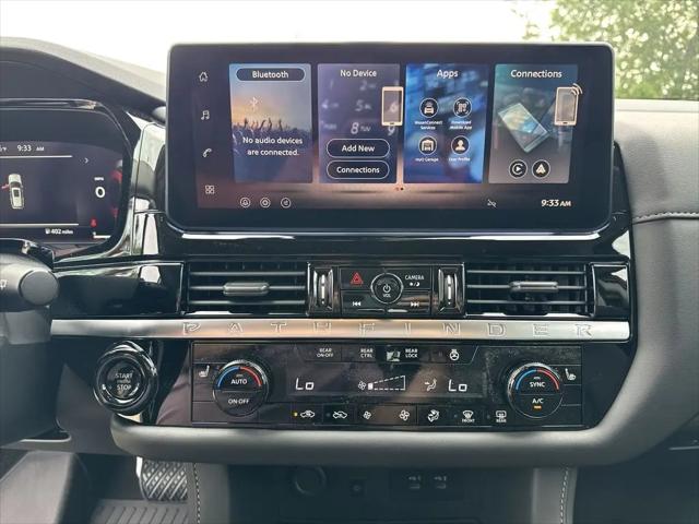 2026 Nissan Pathfinder SL