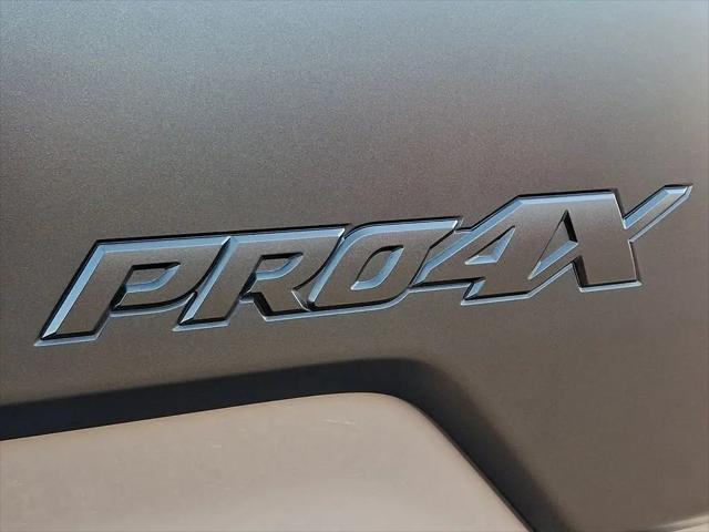 2024 Nissan Titan Crew Cab PRO-4X 4x4