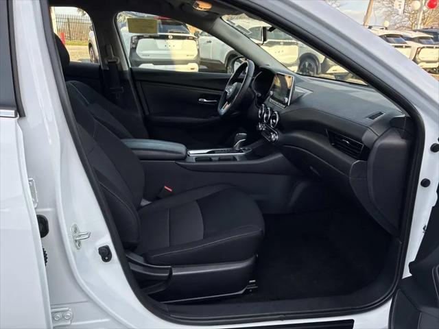 2024 Nissan Sentra SV Xtronic CVT