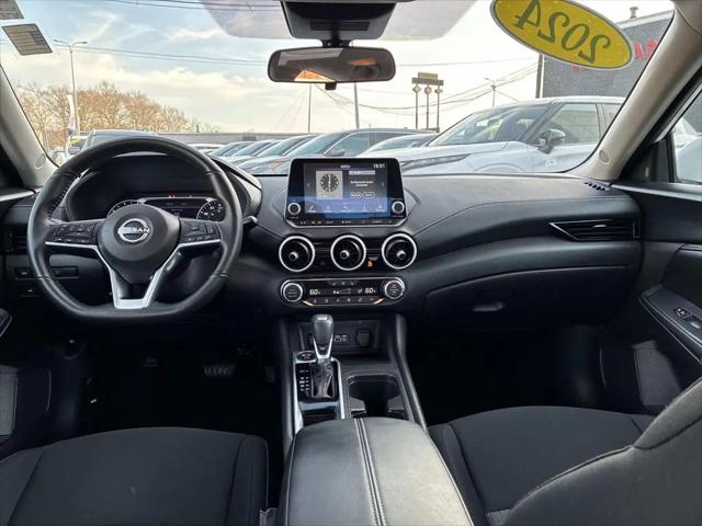 2024 Nissan Sentra SV Xtronic CVT