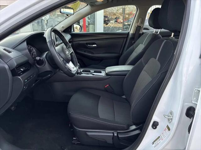 2024 Nissan Sentra SV Xtronic CVT