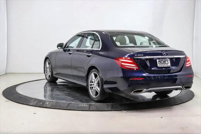 2017 Mercedes-Benz E-CLASS E 300 E 300
