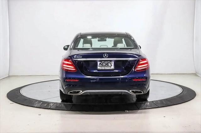 2017 Mercedes-Benz E-CLASS E 300 E 300