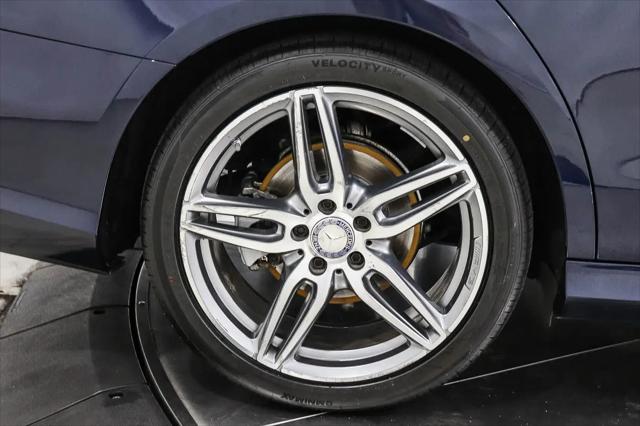 2017 Mercedes-Benz E-CLASS E 300 E 300