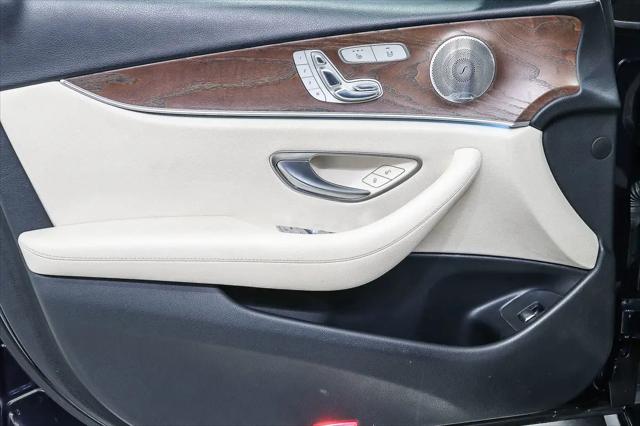 2017 Mercedes-Benz E-CLASS E 300 E 300