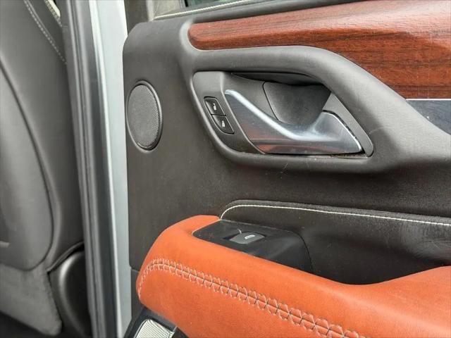 2023 GMC Yukon XL 4WD Denali Ultimate