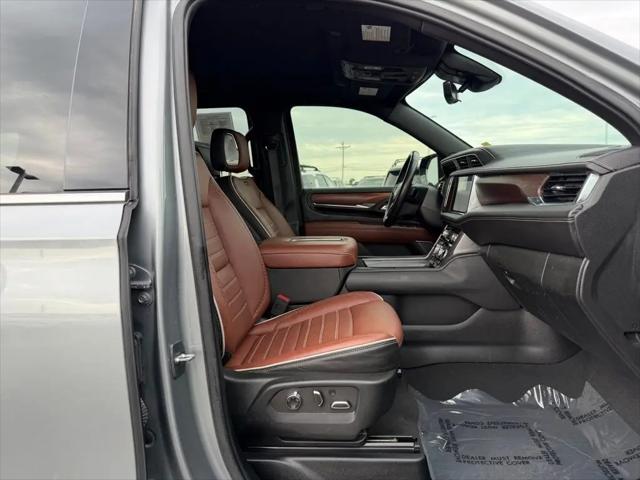 2023 GMC Yukon XL 4WD Denali Ultimate